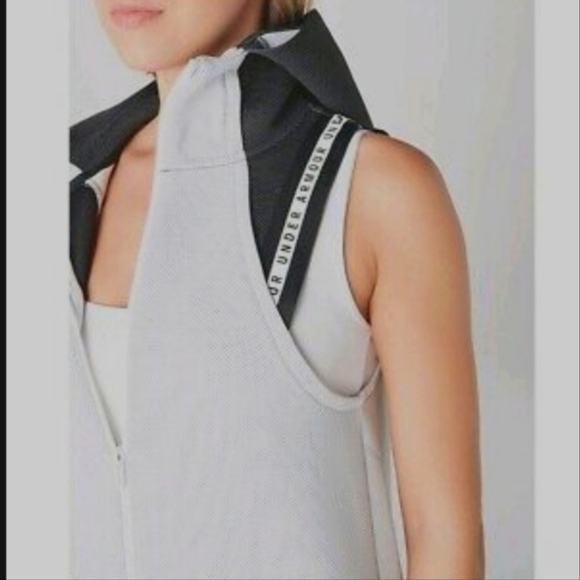 Under Armour womens Under Armour Women's Move Vest - Picture 3 of 5